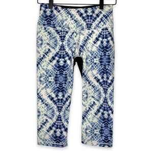 3/$20 Victoria Sport VSX women's black / blue tie dye Knockout Crop Capri SZ S